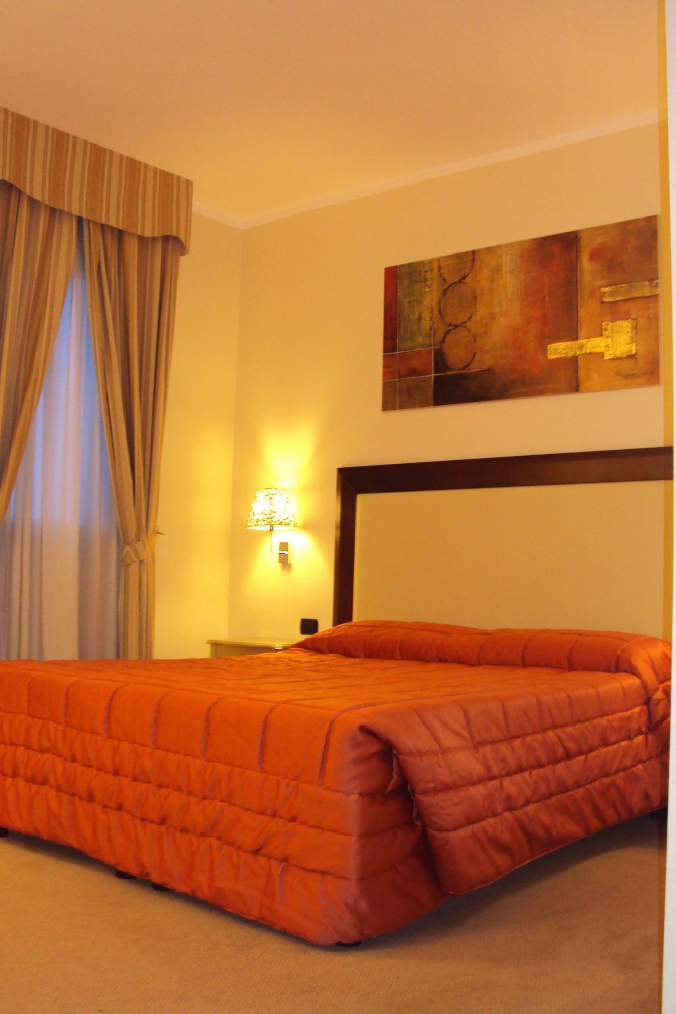 Hotel For You Olbia Esterno foto