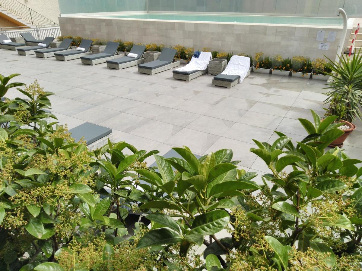 Hotel For You Olbia Esterno foto
