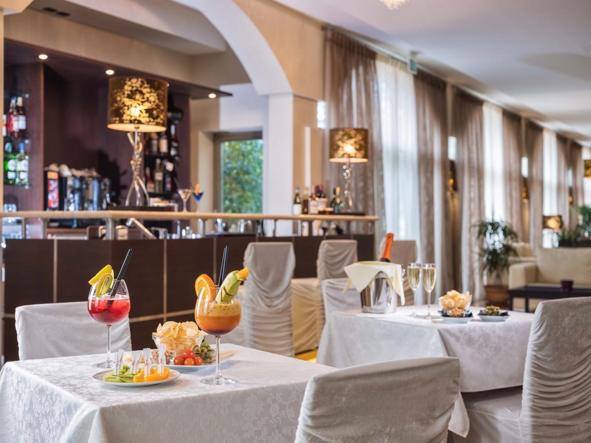 Hotel For You Olbia Esterno foto